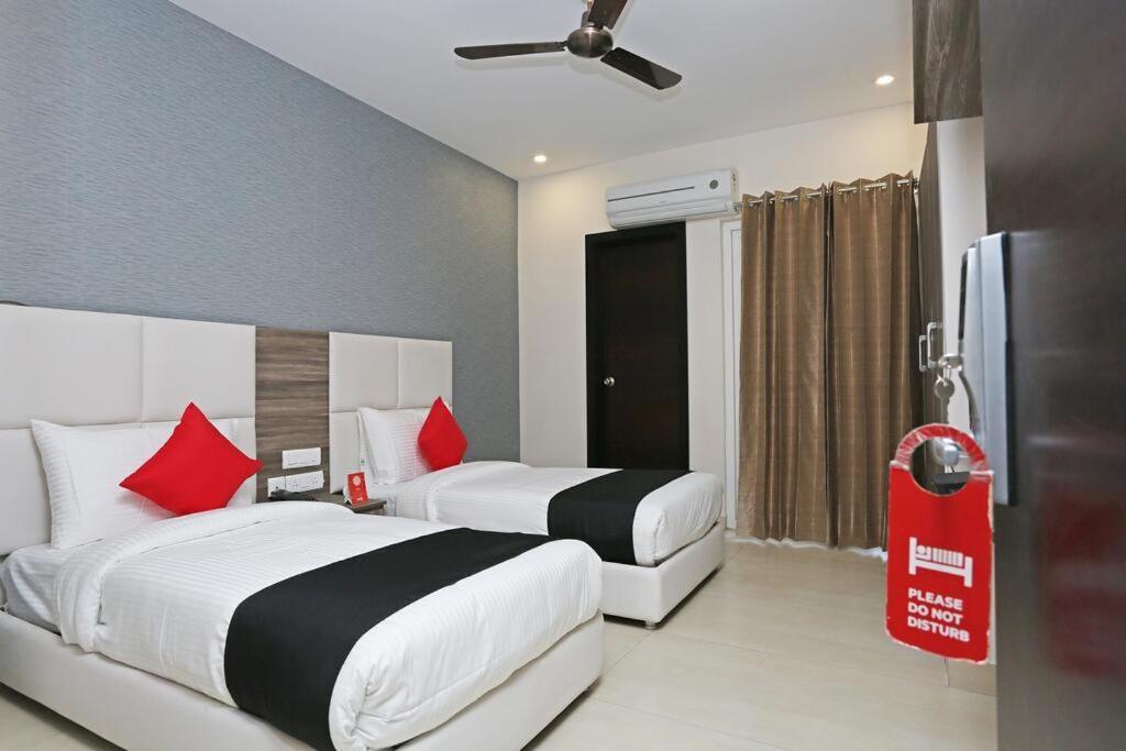 Mavens Inn Gurgaon Exterior foto
