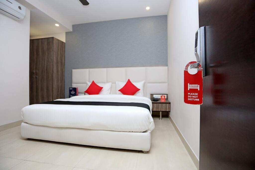 Mavens Inn Gurgaon Exterior foto